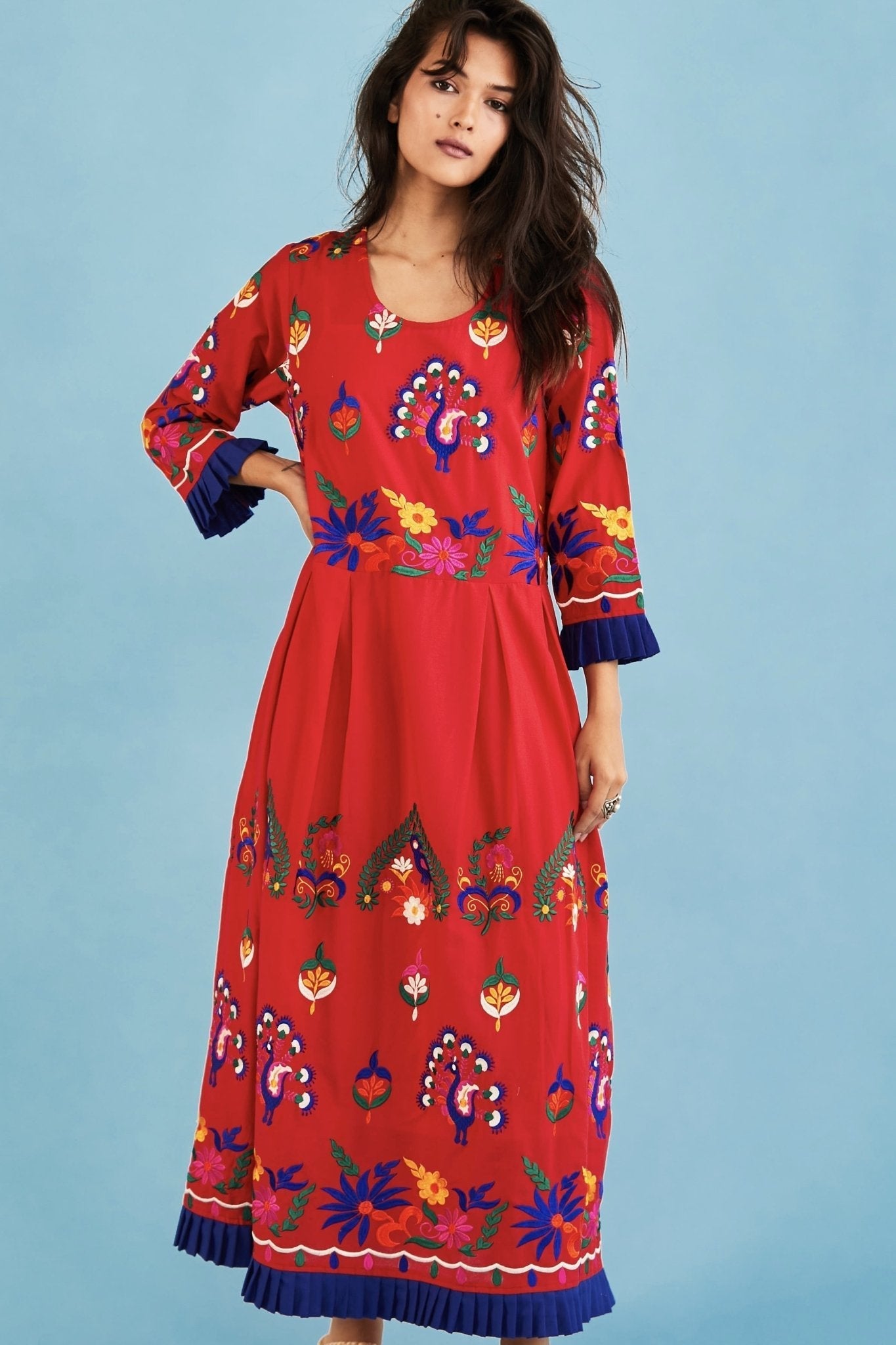 EMBROIDERED DRESS NELI