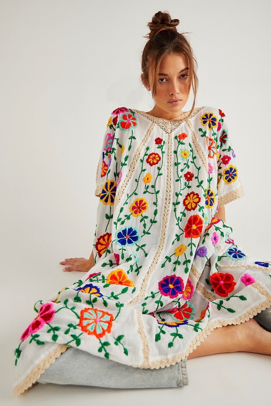 BELLA FLOR EMBROIDERED CAFTAN X FREE PEOPLE