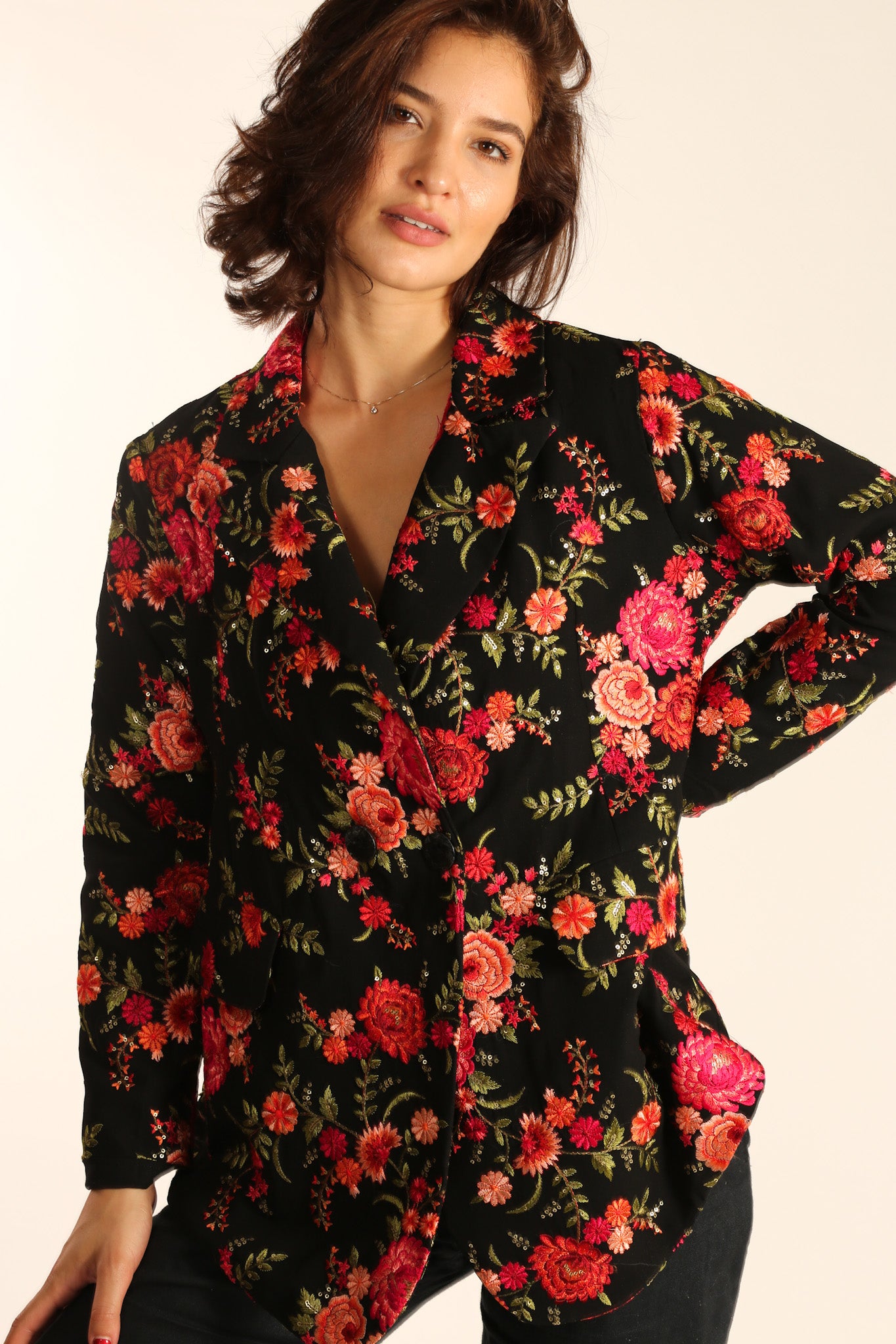 BLACK ROSE EMBROIDERED NOVELTY JACKET MANON