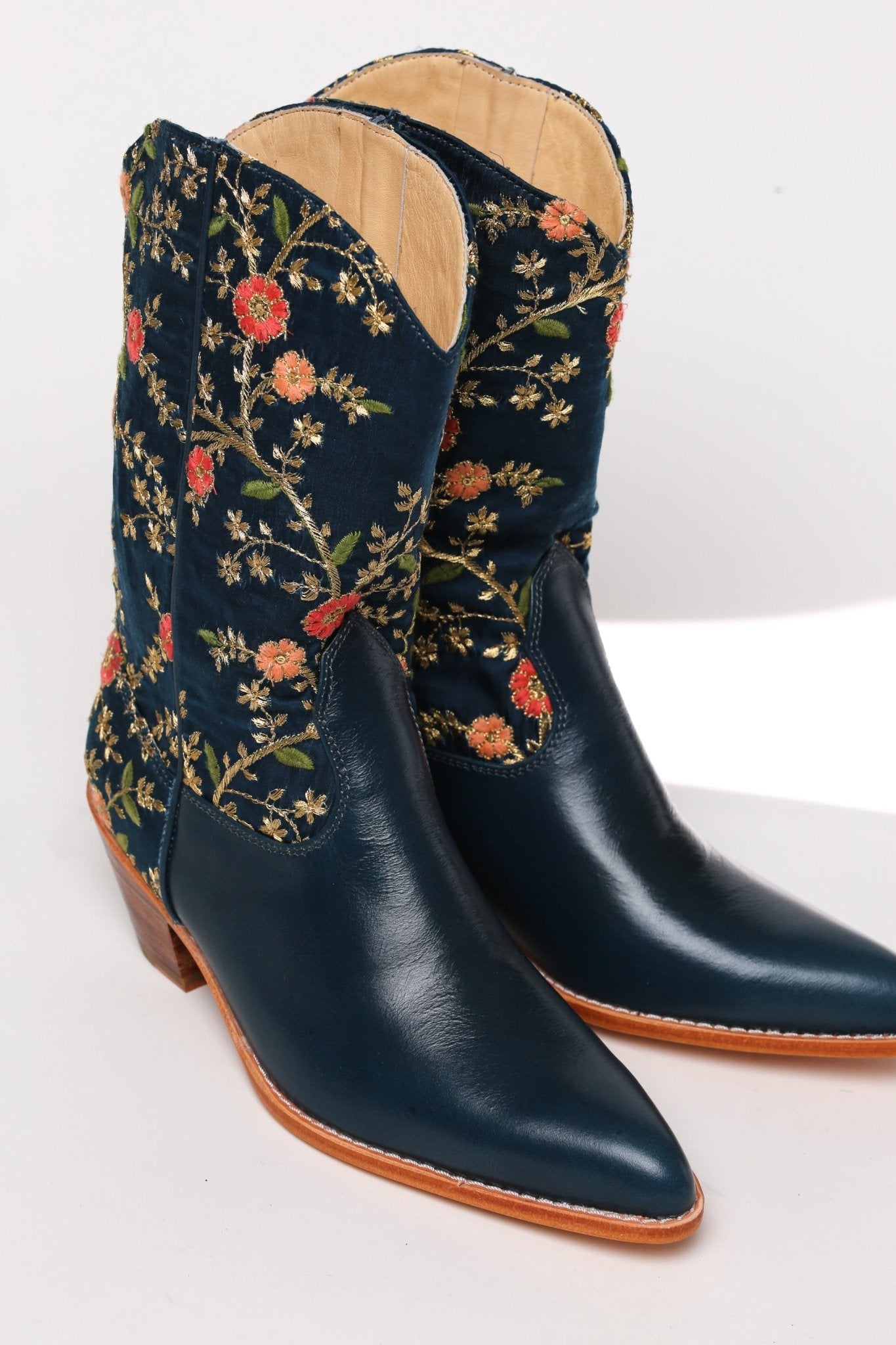 TURQUOISE LEATHER EMBROIDERED SILK BOOTS SONIA