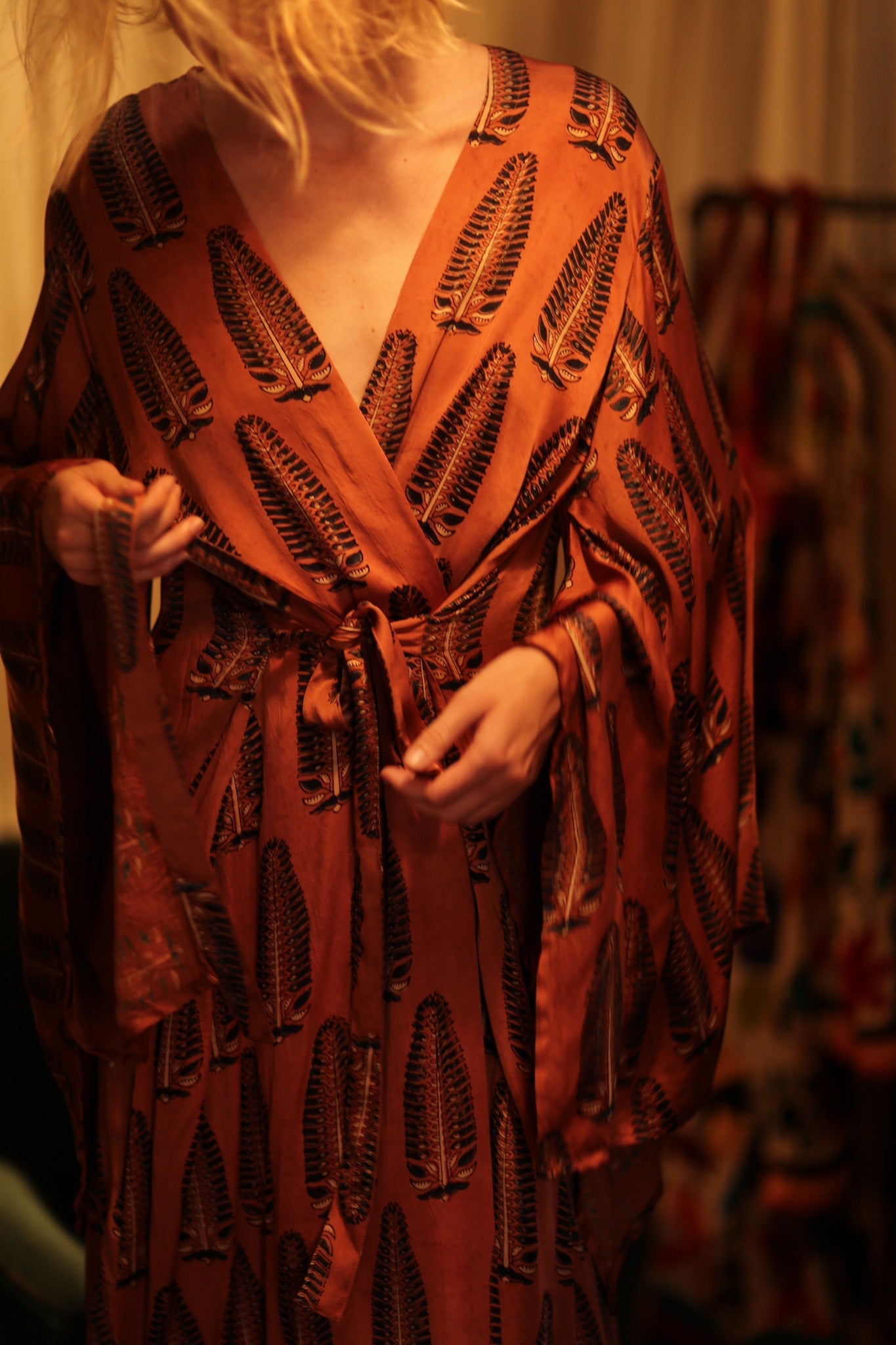 PINA SILK KIMONO BROWN FEATHER