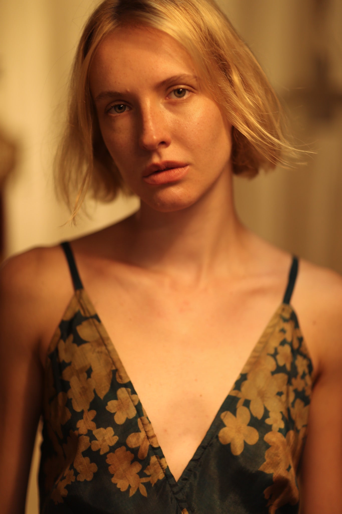 LILY DRESS GOLDEN VINES